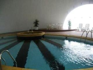 Hotel Somerset West Bay